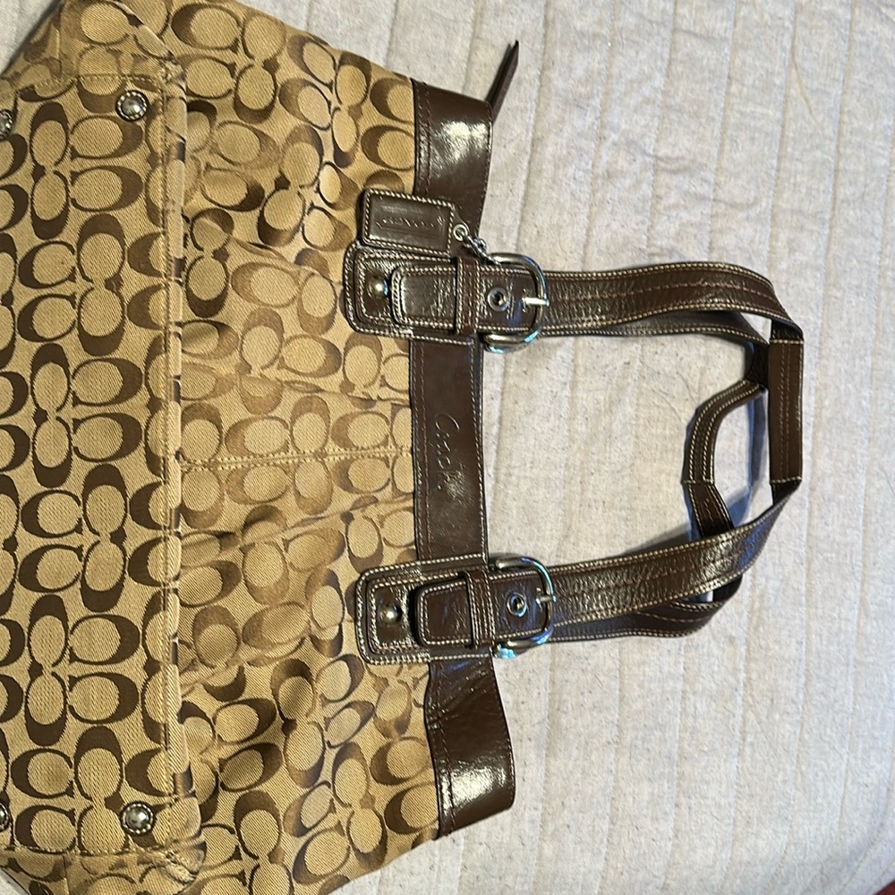 Large BROWN COACH TOTE.